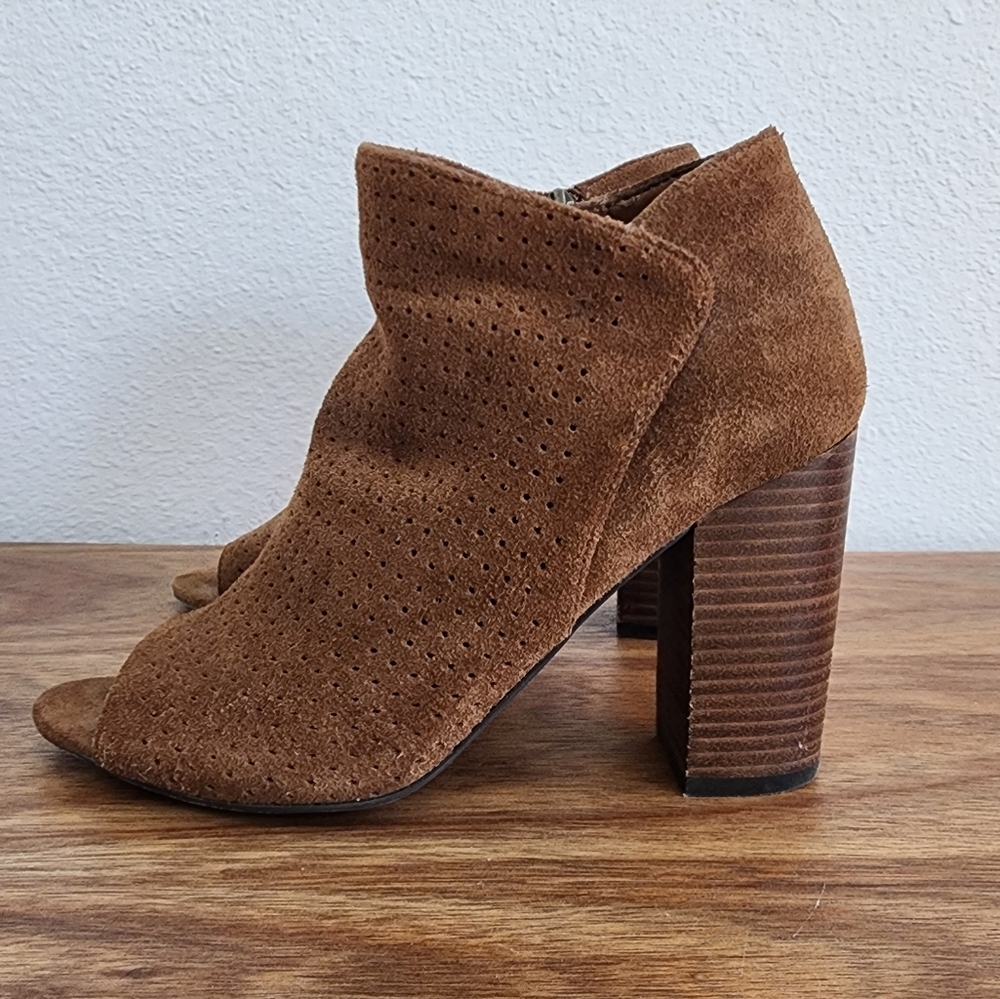 Jessica Simpson Peep Toe Booties Women's Size 6.5